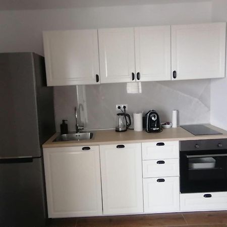 L&L Apartmani 1 بول المظهر الخارجي الصورة