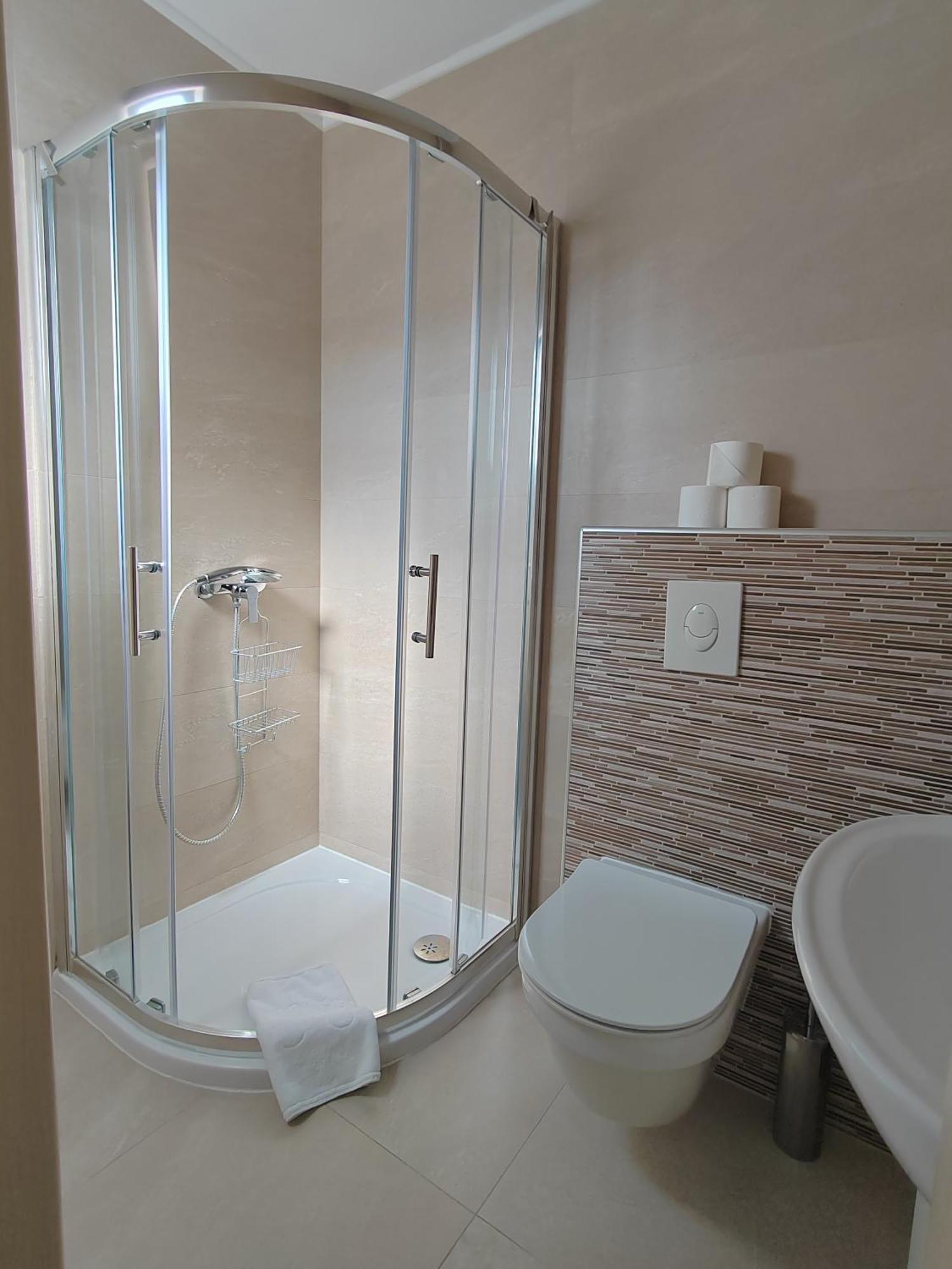 L&L Apartmani 1 بول المظهر الخارجي الصورة
