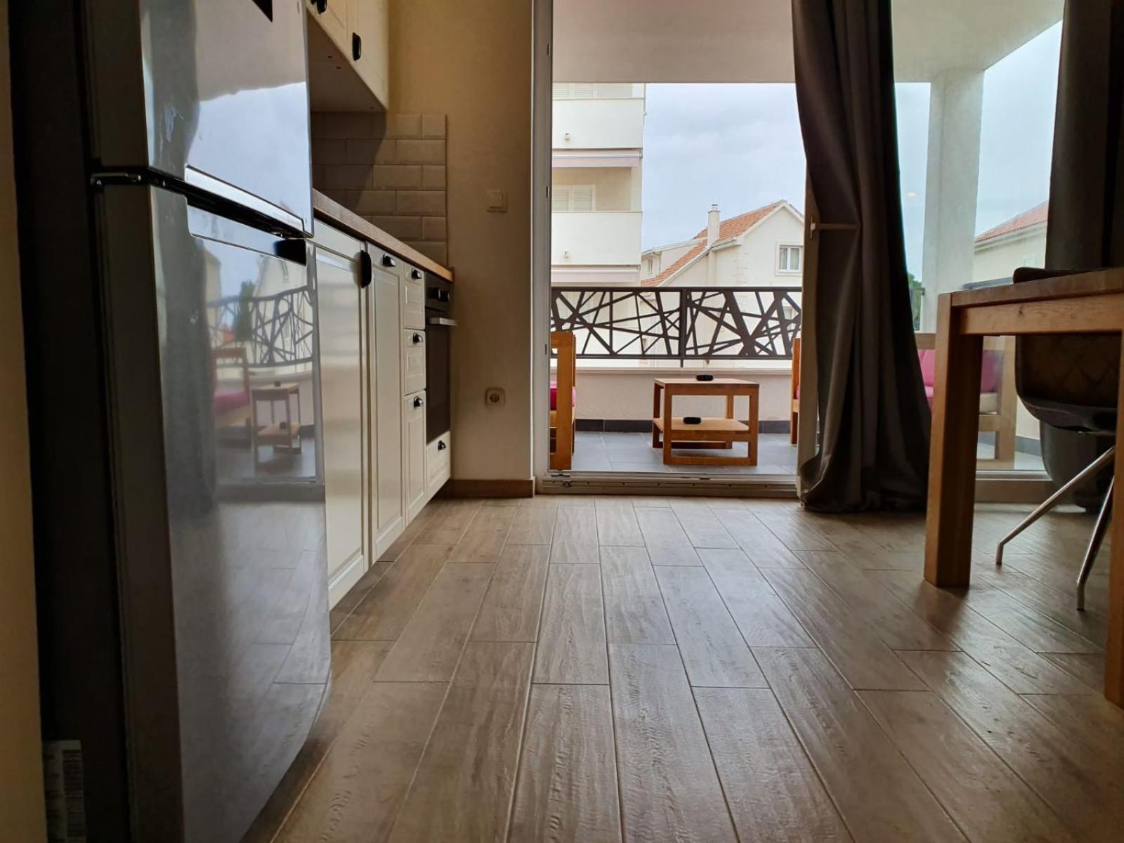 L&L Apartmani 1 بول المظهر الخارجي الصورة